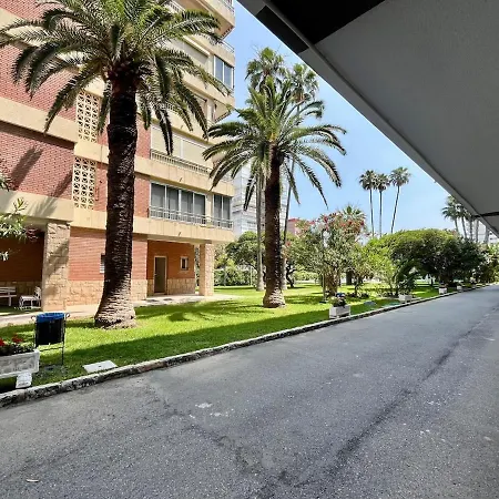 Neptuno Playa De San Juan Pool, Parking, Wifi