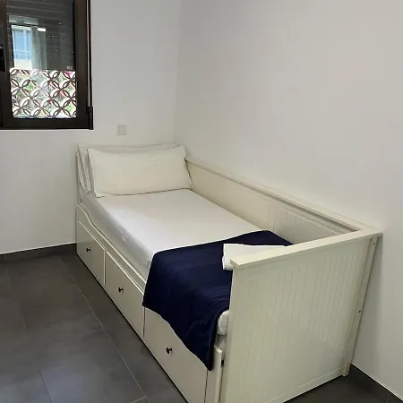Neptuno Playa De San Juan Pool, Parking, Wifi