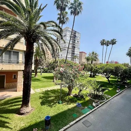 Neptuno Playa De San Juan Pool, Parking, Wifi