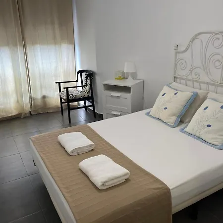 Διαμέρισμα Neptuno Playa De San Juan Pool, Parking, Wifi